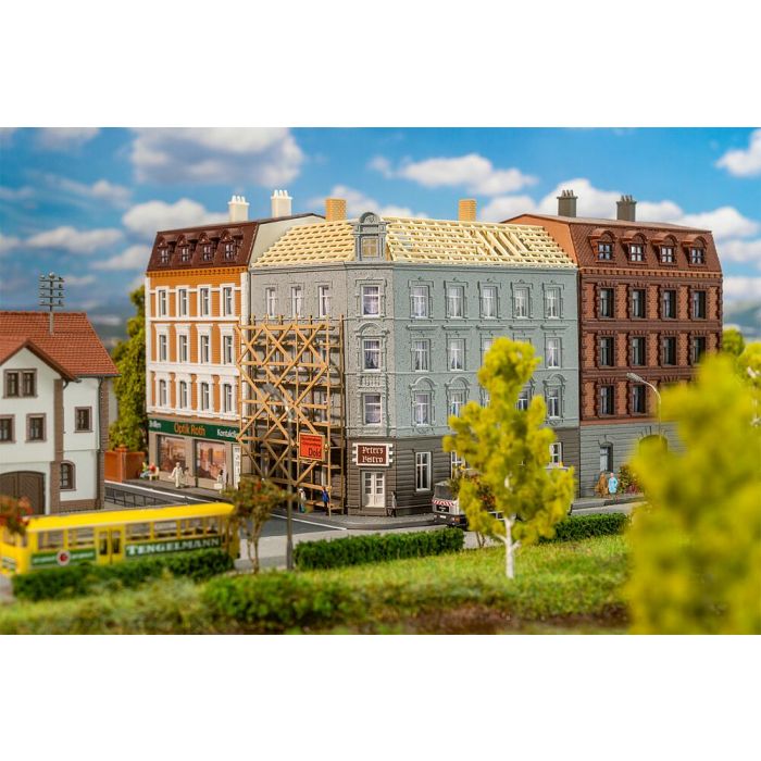 1/160 HERENHUIS IN AANBOUW (03/25)* 232166