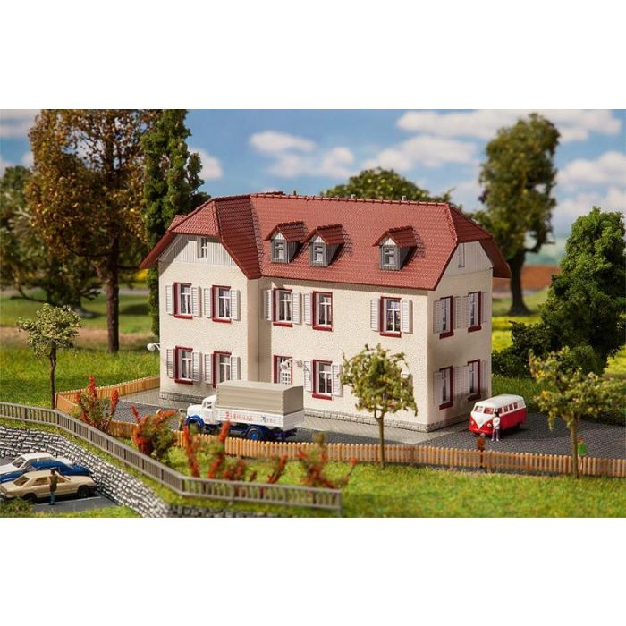 1/160 WINKELPAND MET TWEE VERDIEPINGEN 232216