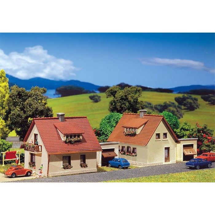 1/160 EENGEZINSHUISJES 2 STUKS 232226