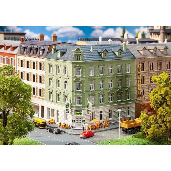 1/160 STADSHOEKHUIS MET CAFE 232313