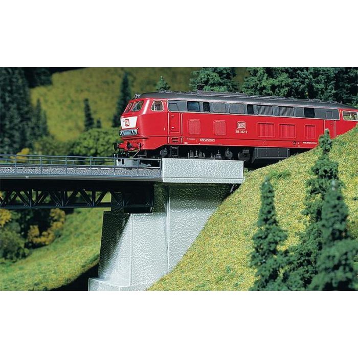 1/160 IJZEREN HEKWERK 976 MM 272404
