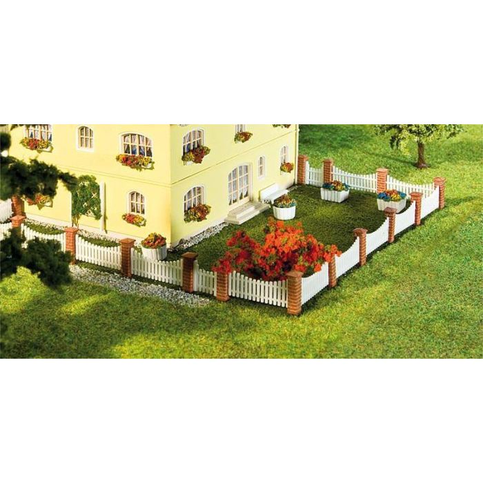 1/160 VOORTUINHEKJE 210 MM 272409