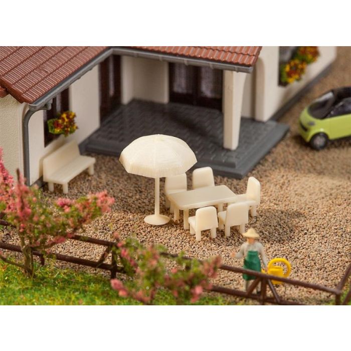 1/160 TAFELS STOELEN ZONNESCHERMEN 272905