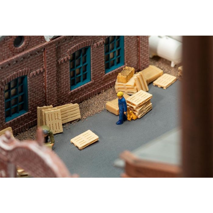 1/160 PALLETTRUCK MET PALLETS 272920