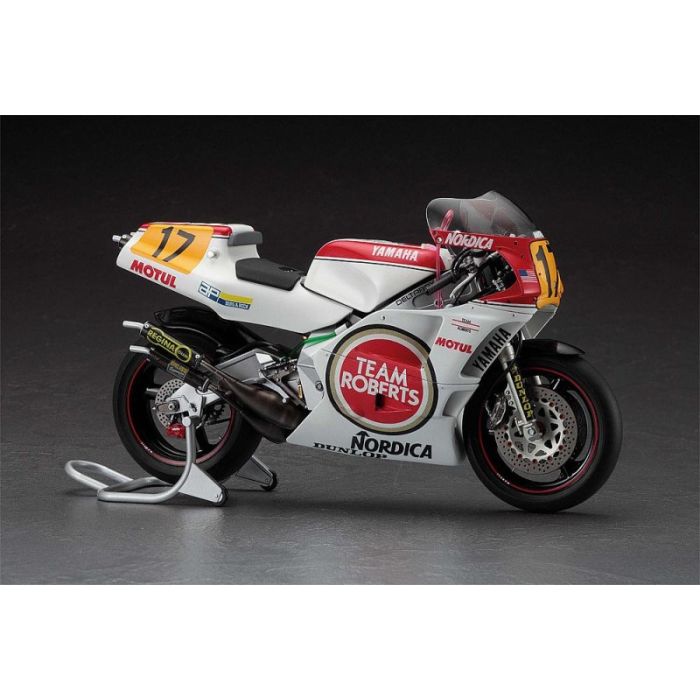 1/12 YAMAHA YZR500 (OW98) TEAM LUCKY STRIKE (06/25) * 621707