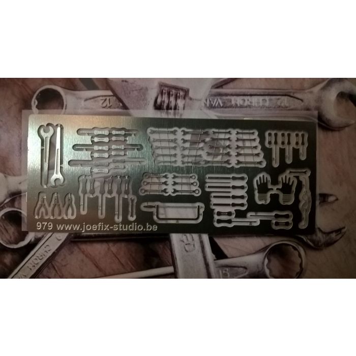 1/35 WRENCHES / WORK MATERIALS 12 GR. 979