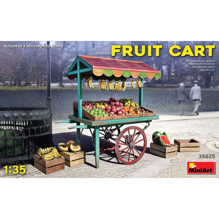 1/35 FRUIT CART WITH FRUIT en WOODEN CREATES 35625