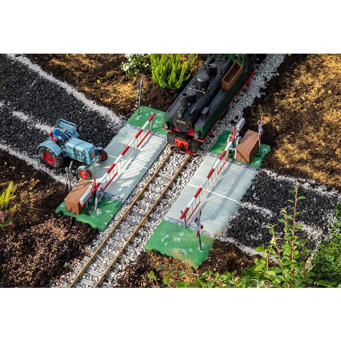 1:22,5 OVERWEG MET AANDRIJVING 330870