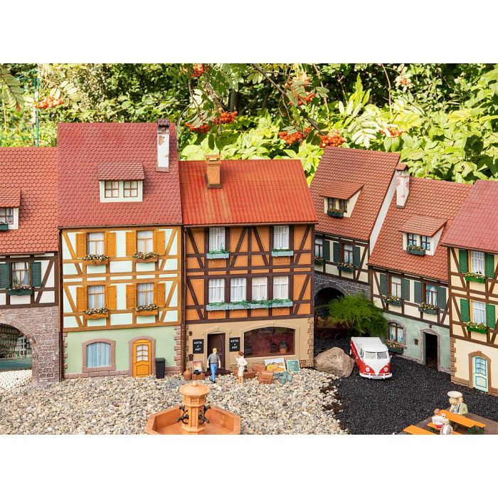 1/22,5 VAKWERKHUIS MET ETALAGE RELIA‹FMODEL 331769